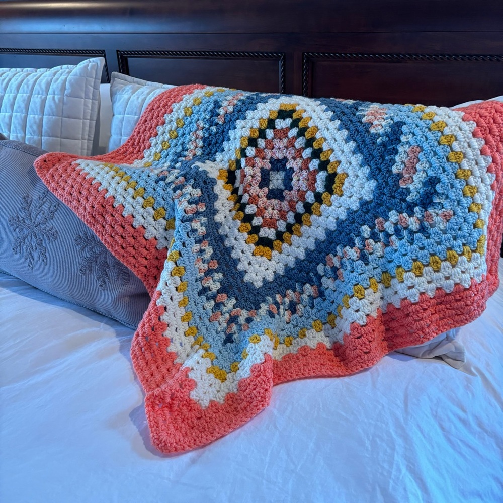 NEW Handmade crocheted BABY blanket GRANDMA lap cover throw afghan coverlet